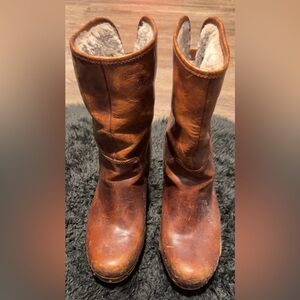 UGG 100179 Lynnea Women's Brown Leather & Shearling Lined Boots Booties Size 7